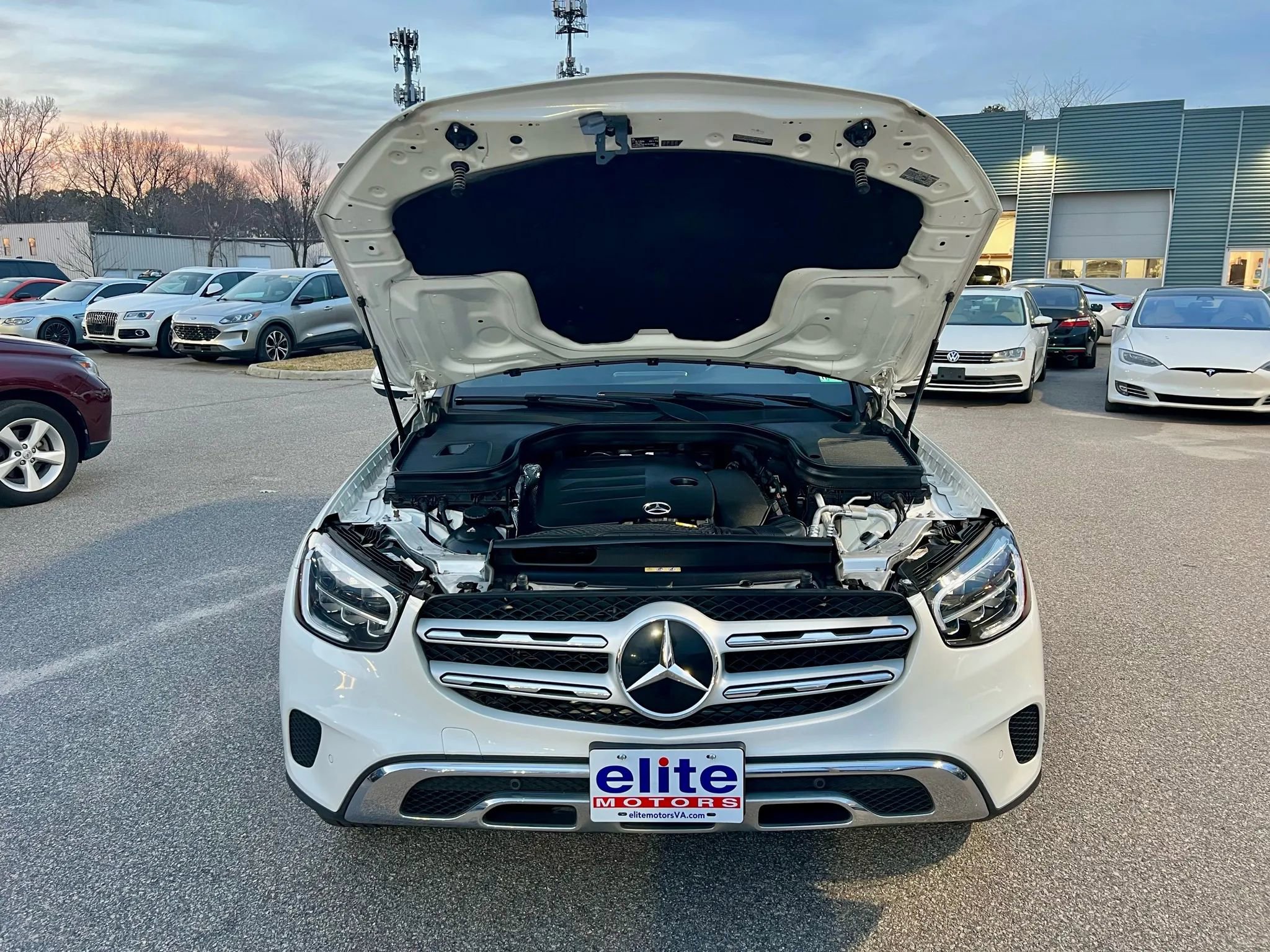 Used 2021 Mercedes-Benz GLC 300 4MATIC image 9