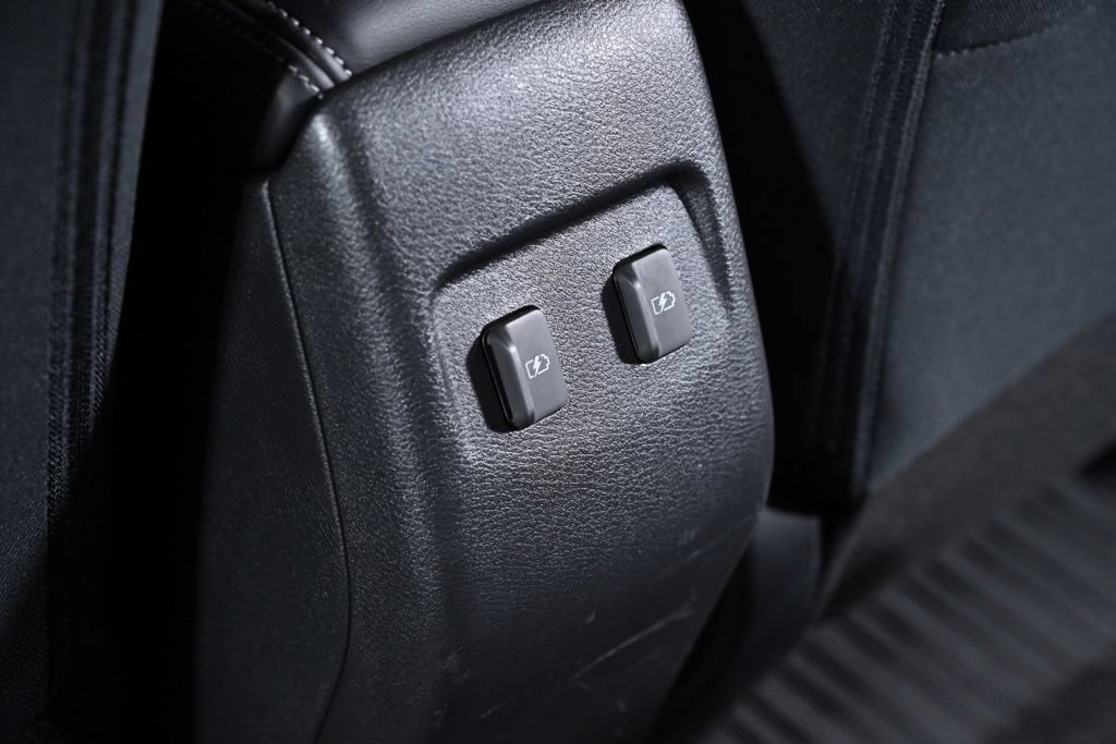 Certified 2022 Nissan Kicks SV FWD image 29