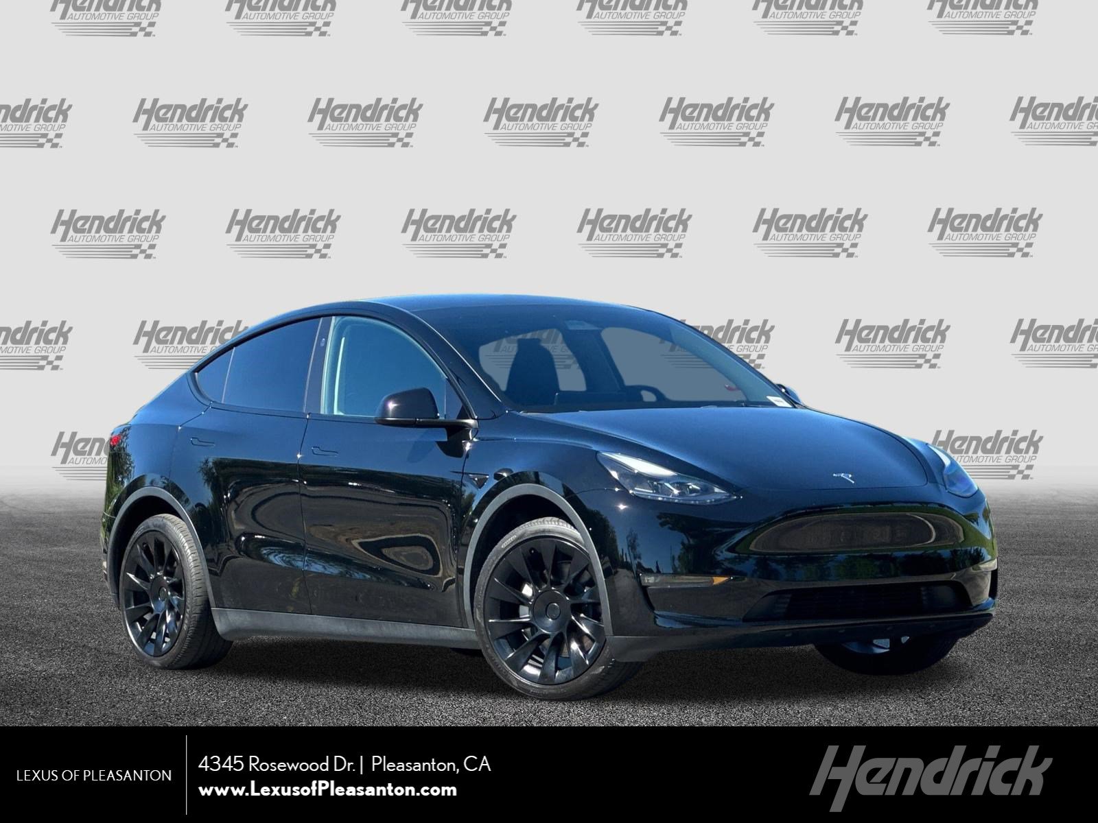 Used 2023 Tesla Model Y Long Range image 1