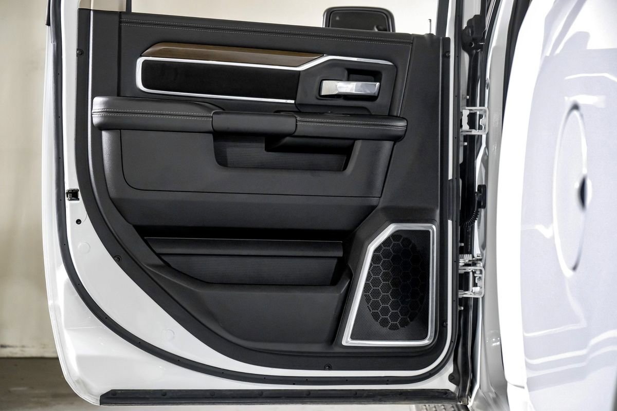 Used 2024 RAM 2500 Laramie AWD/4WD image 36