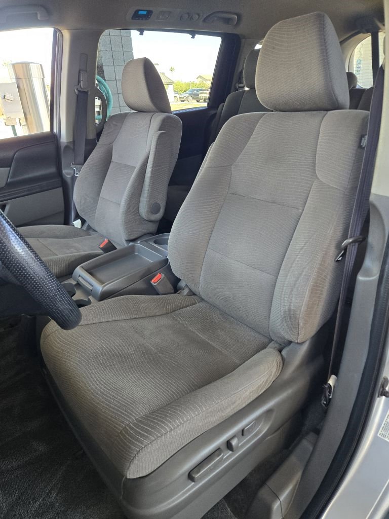 Used 2011 Honda Odyssey EX image 9