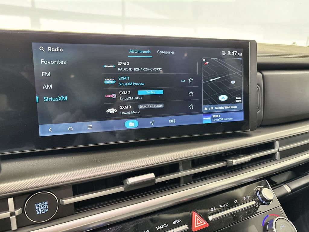 Certified 2025 Hyundai Santa Fe XRT w/ Tow & Go Package AWD/4WD image 12