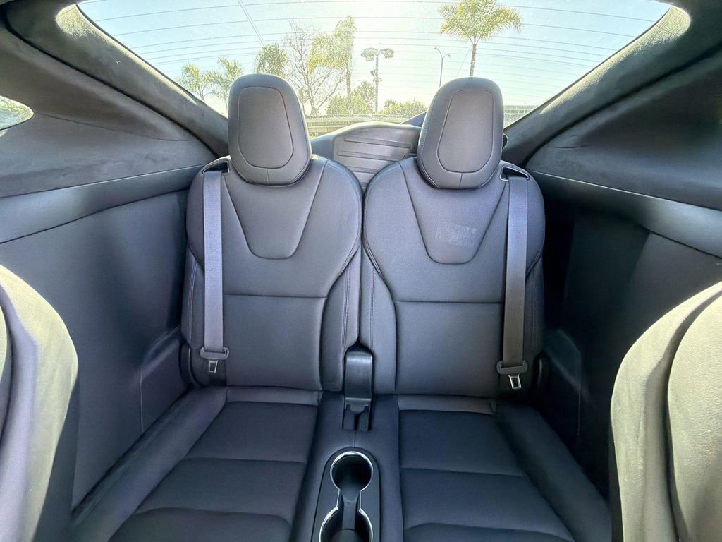Used 2022 Tesla Model X Plaid image 28