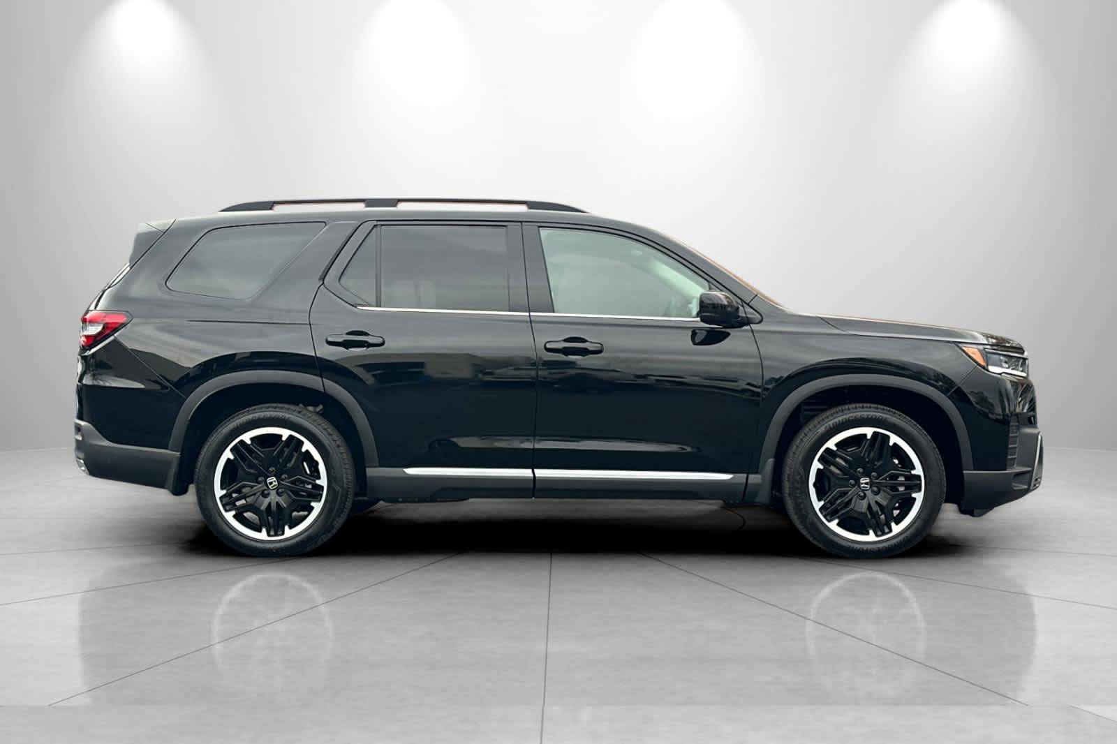 New 2026 Honda Pilot image 8