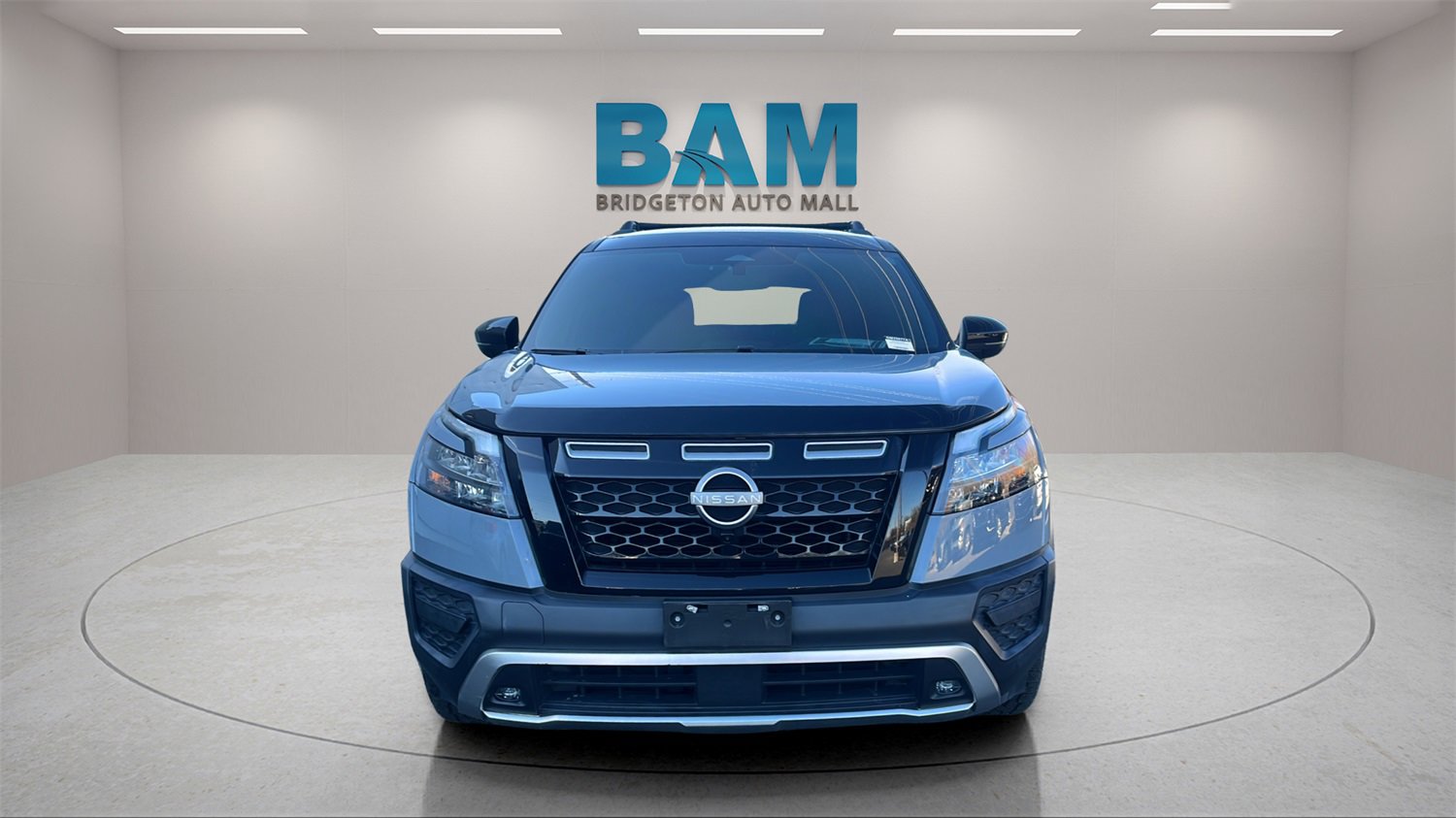 Used 2024 Nissan Pathfinder Rock Creek image 2