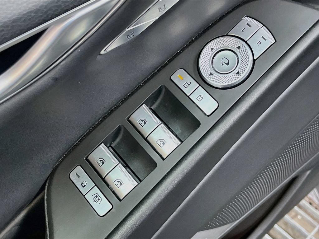 Used 2025 Genesis G80 3.5T Sport Prestige AWD/4WD image 18