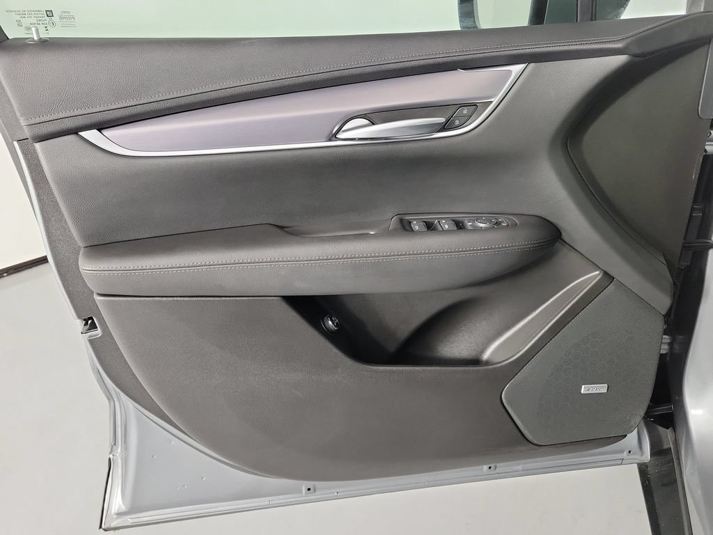 Certified 2024 Cadillac XT5 Luxury FWD image 19