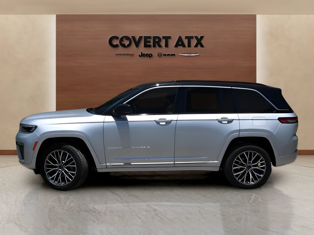 New 2026 Jeep Grand Cherokee Summit AWD/4WD image 2
