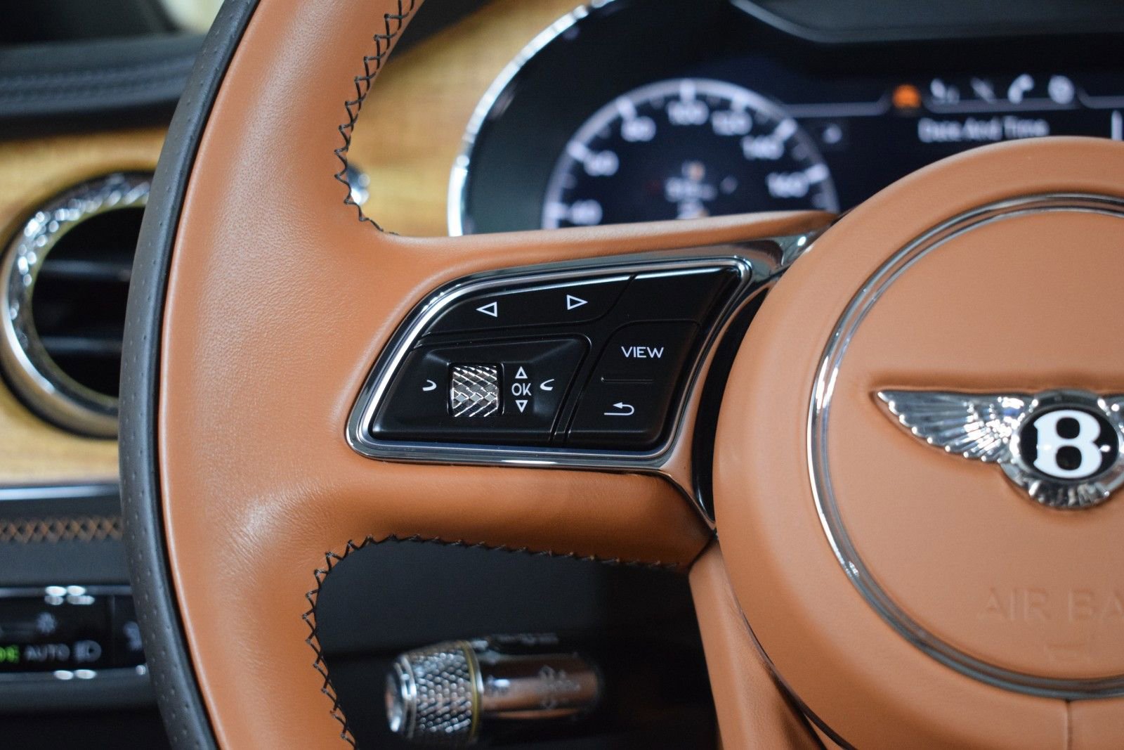 Certified 2023 Bentley Continental GT Azure image 29