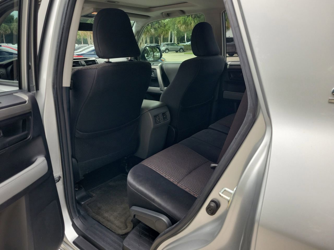 Used 2013 Toyota 4Runner SR5 w/ Convenience Pkg RWD image 8