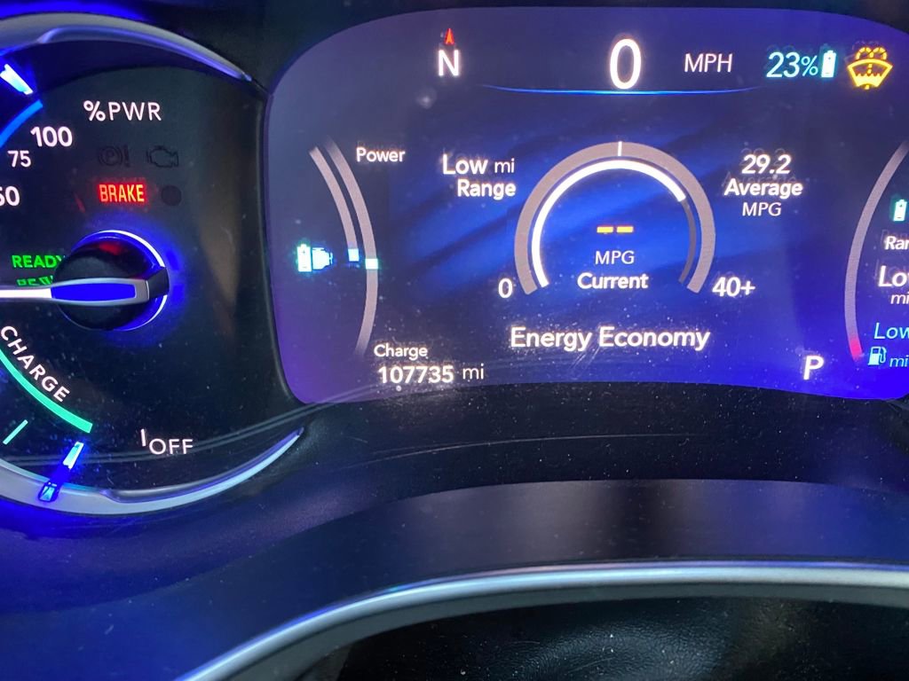 Used 2018 Chrysler Pacifica Limited w/ Advanced Safetytec Group image 33