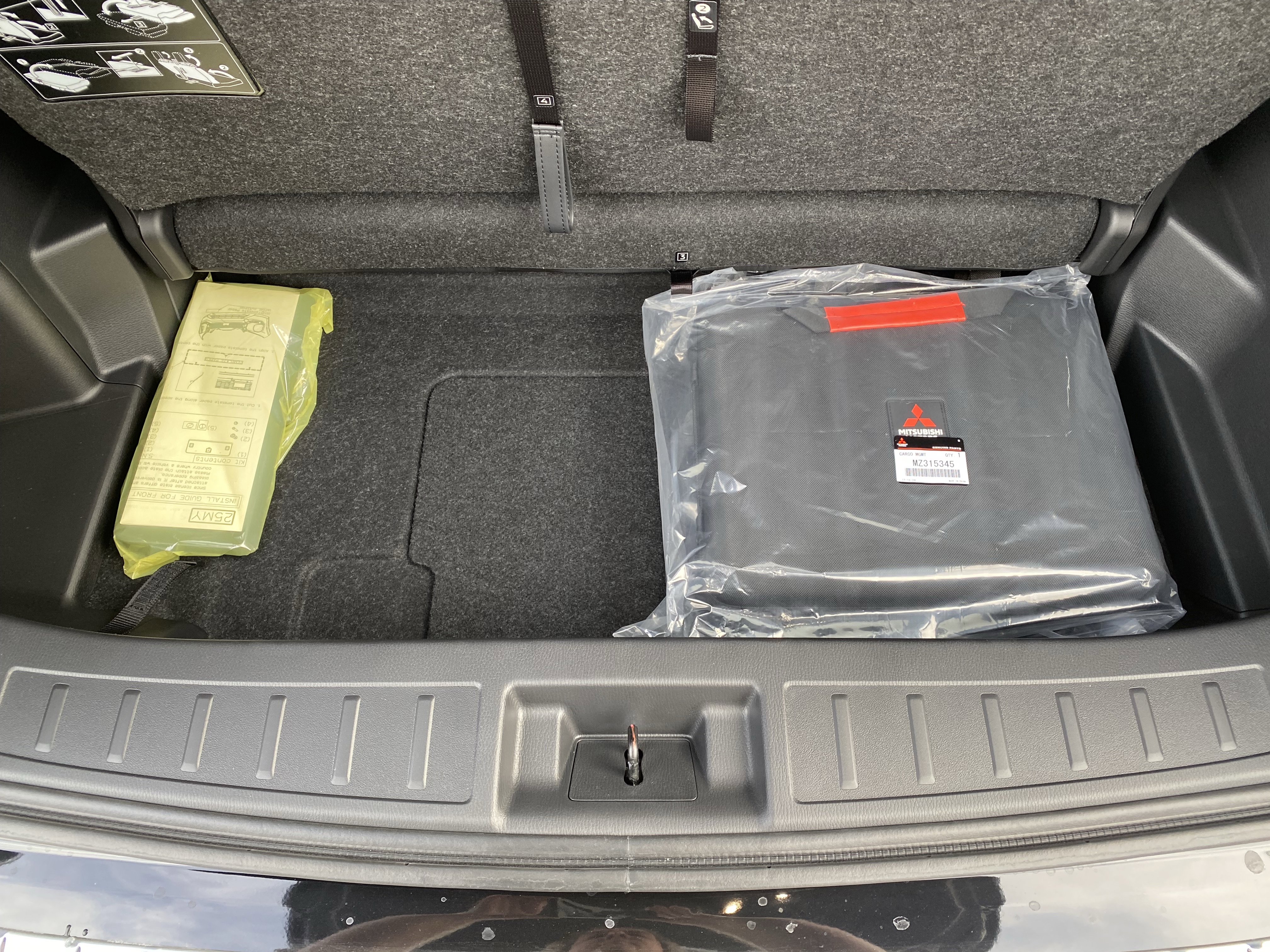 New 2026 Mitsubishi Outlander ES FWD image 23