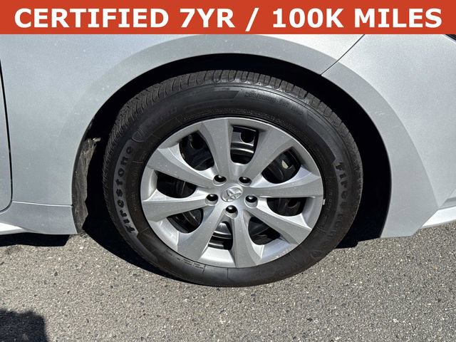 Used 2025 Toyota Corolla LE image 7