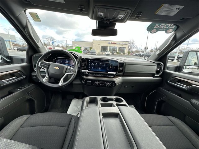 Certified 2024 Chevrolet Silverado 3500 LT w/ Convenience Package image 19