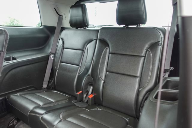 Used 2017 GMC Acadia SLT image 25