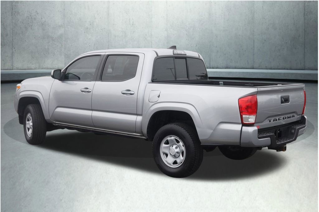 Used 2017 Toyota Tacoma SR RWD image 18