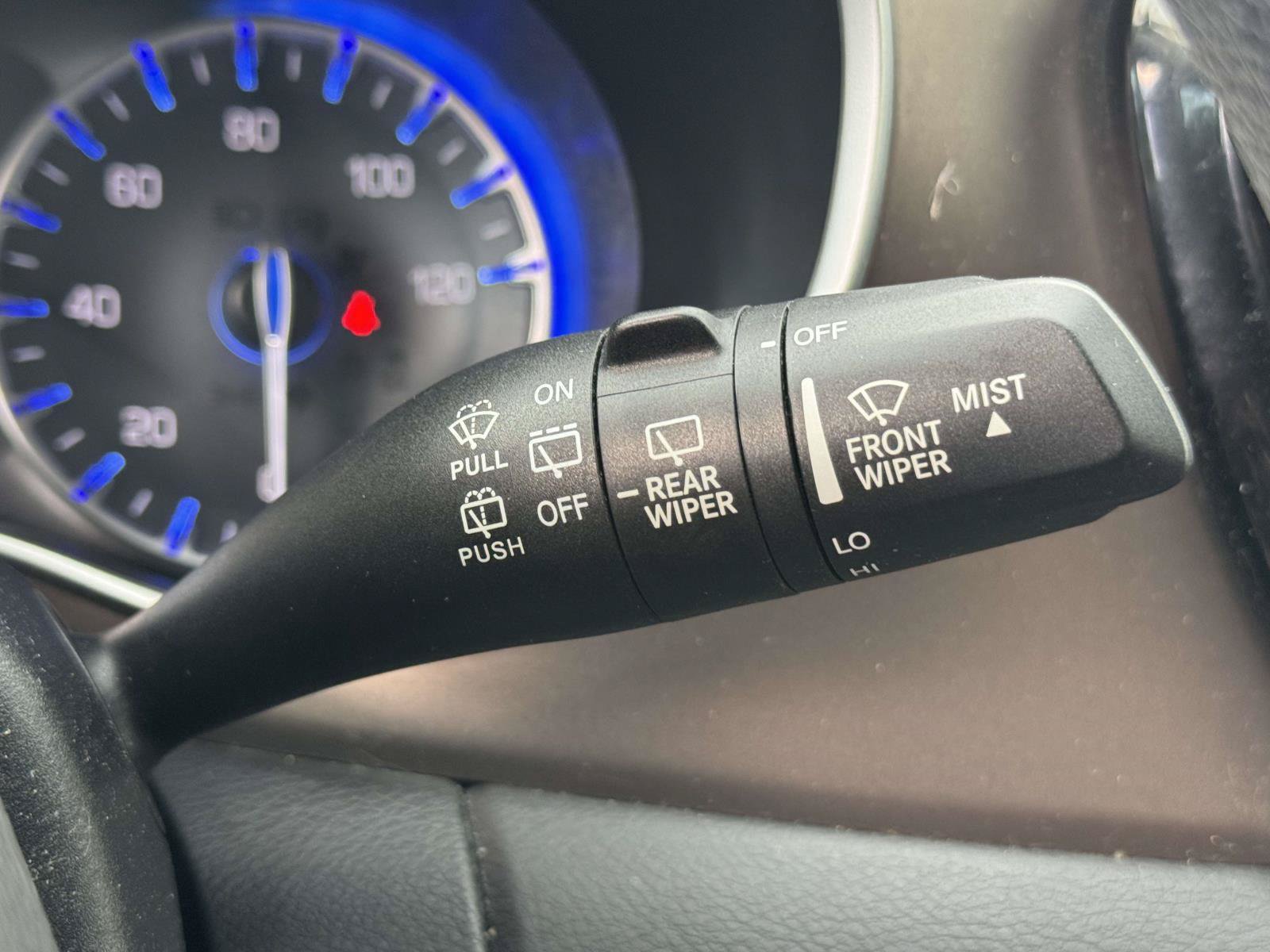 Used 2017 Chrysler Pacifica LX FWD image 14
