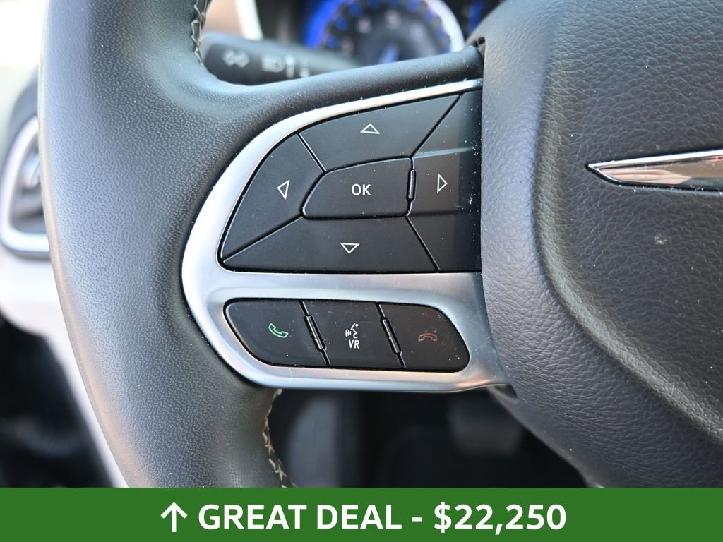 Used 2023 Chrysler Voyager LX FWD image 15