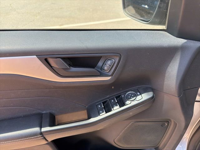 Certified 2022 Ford Escape SE w/ Convenience Package FWD image 5