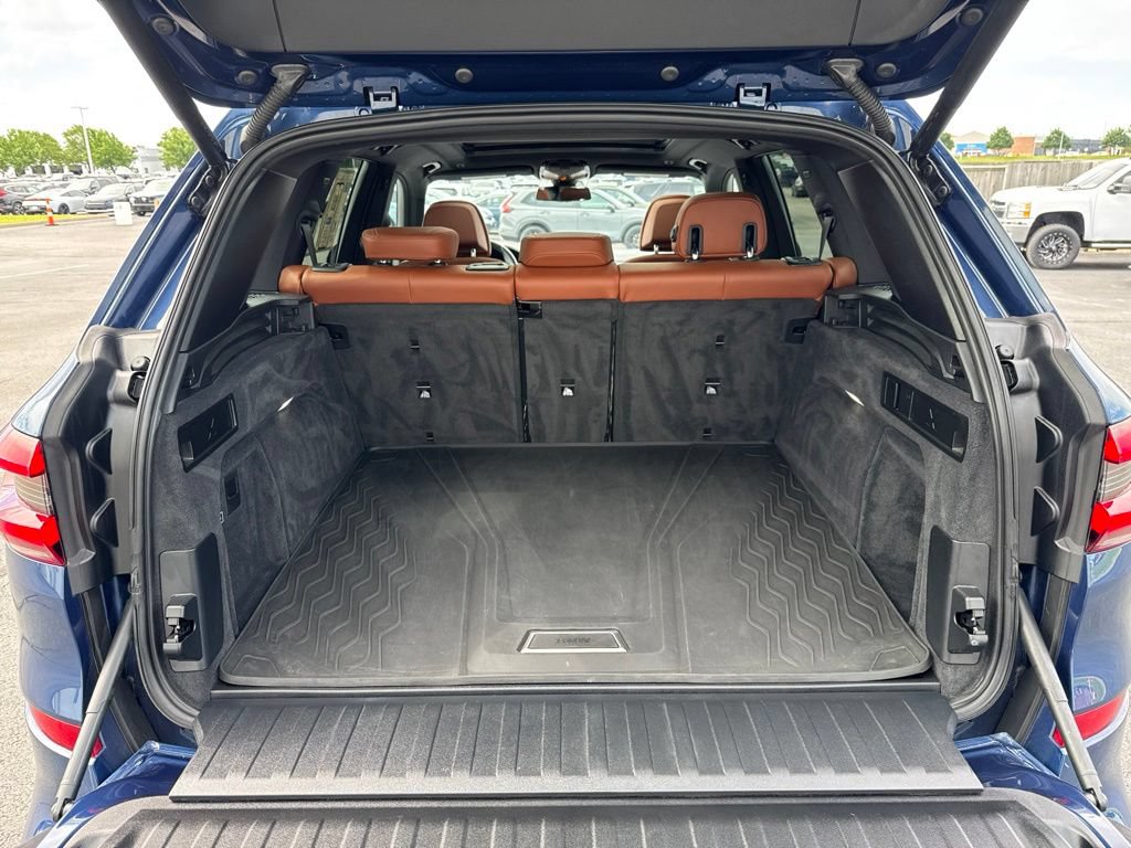 Used 2023 BMW X5 M50i AWD/4WD image 38