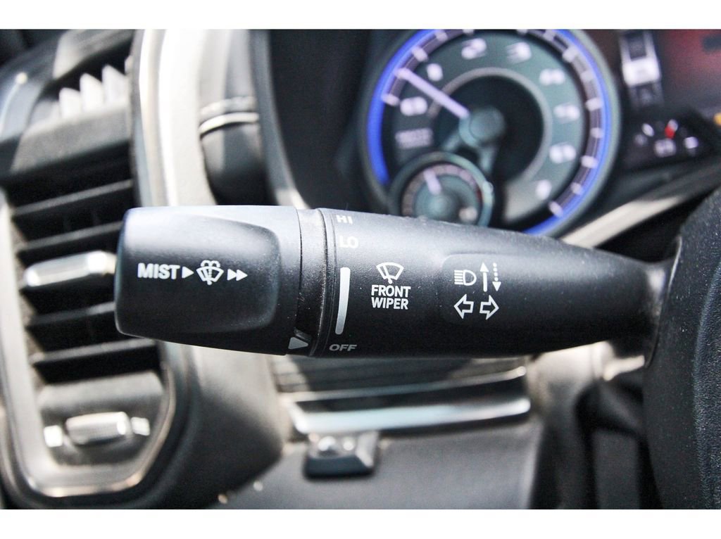 Used 2019 RAM 1500 Limited AWD/4WD image 11