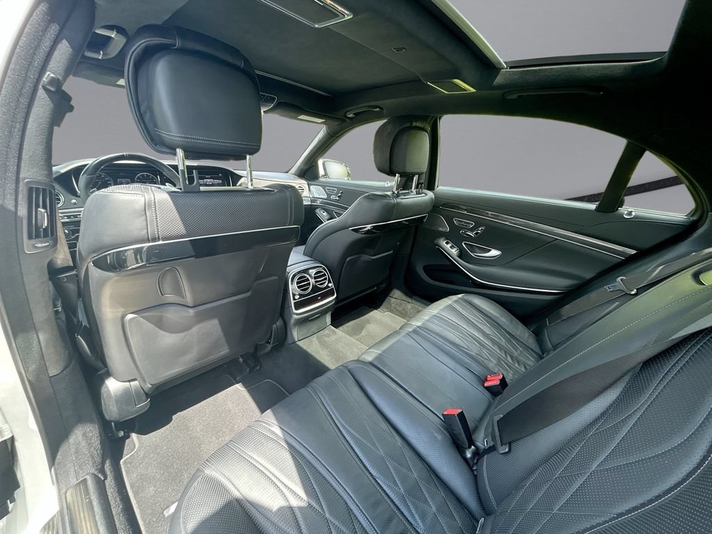 Used 2016 Mercedes-Benz S 63 AMG 4MATIC Sedan image 29