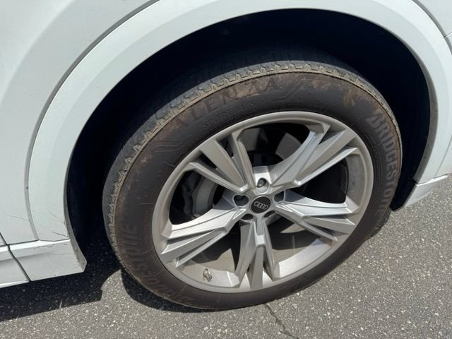 Used 2023 Audi Q8 Premium w/ Convenience Package AWD/4WD image 10