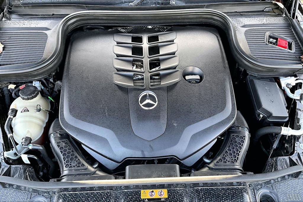 Used 2020 Mercedes-Benz GLS 580 4MATIC image 32