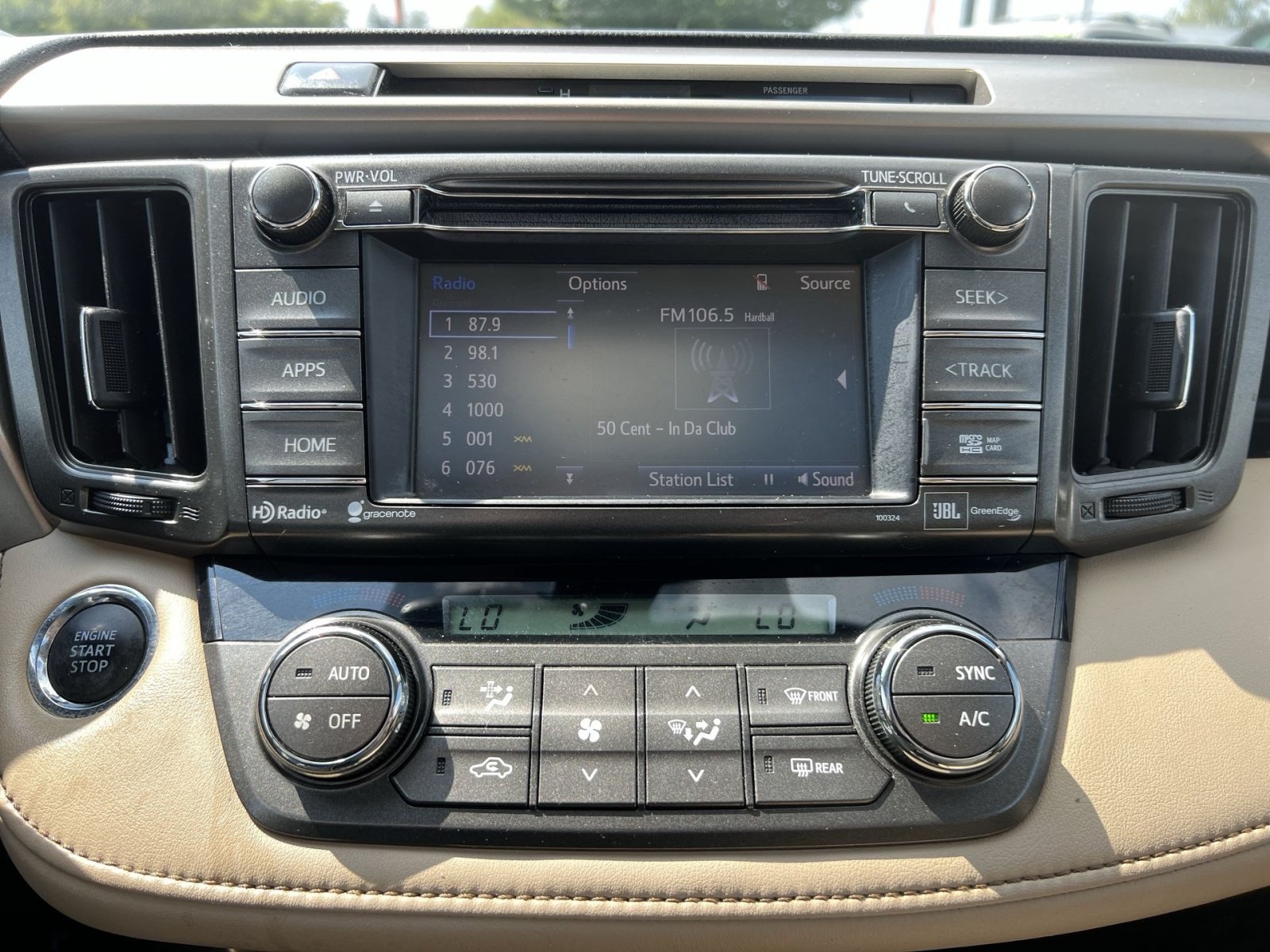 Used 2015 Toyota RAV4 Limited w/ Technology Package AWD/4WD image 18