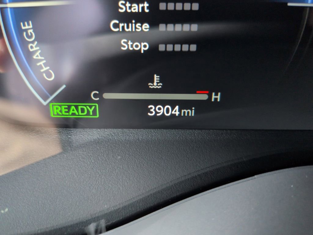 Used 2025 Toyota Sienna XSE w/ XSE Plus Package image 16