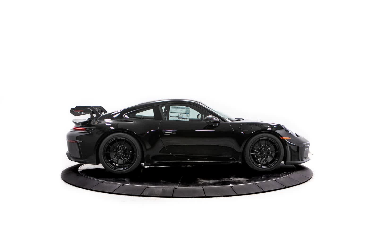 New 2026 Porsche 911 GT3 RWD image 8