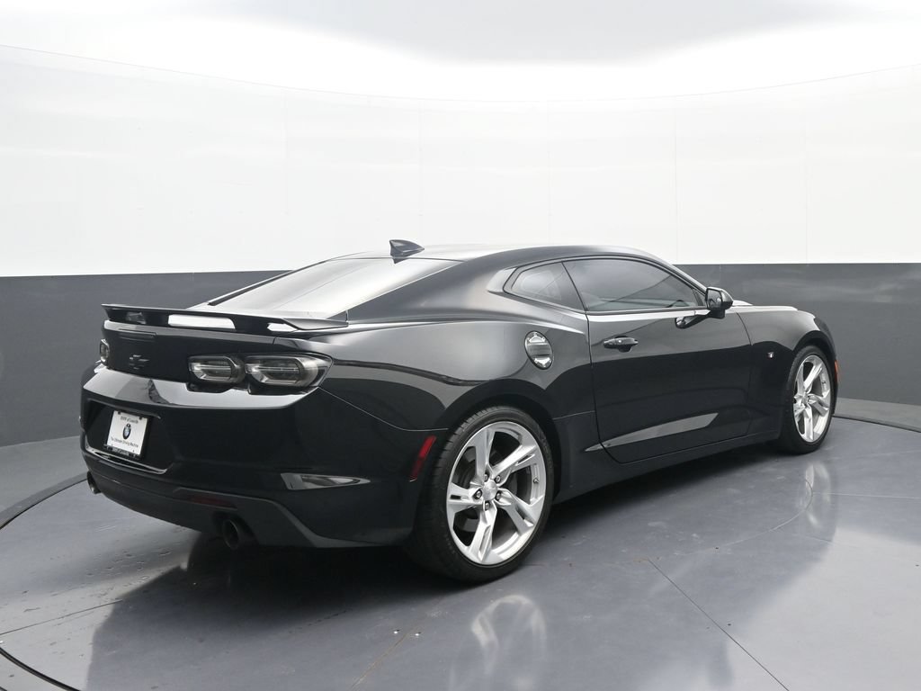 Used 2019 Chevrolet Camaro SS RWD image 7