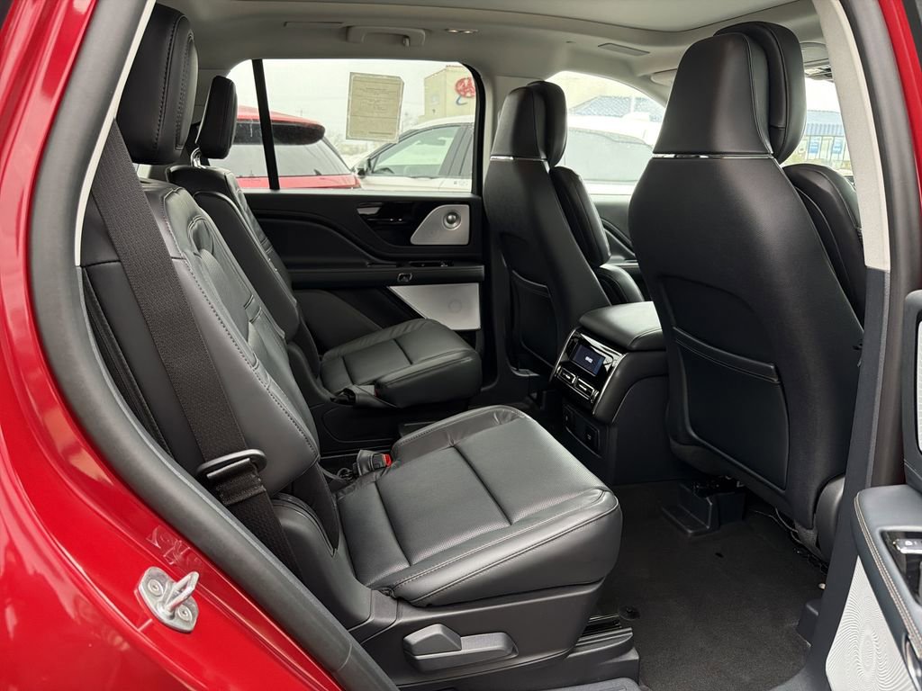 New 2026 Lincoln Aviator Reserve image 8