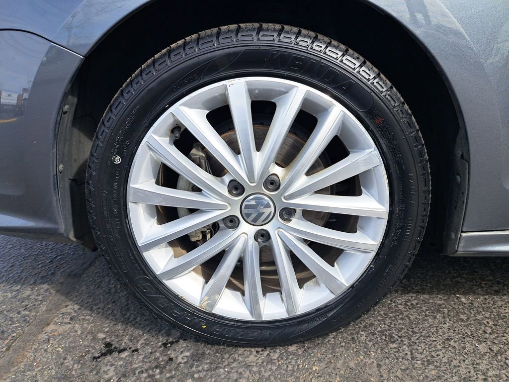 Used 2016 Volkswagen Jetta SEL image 29