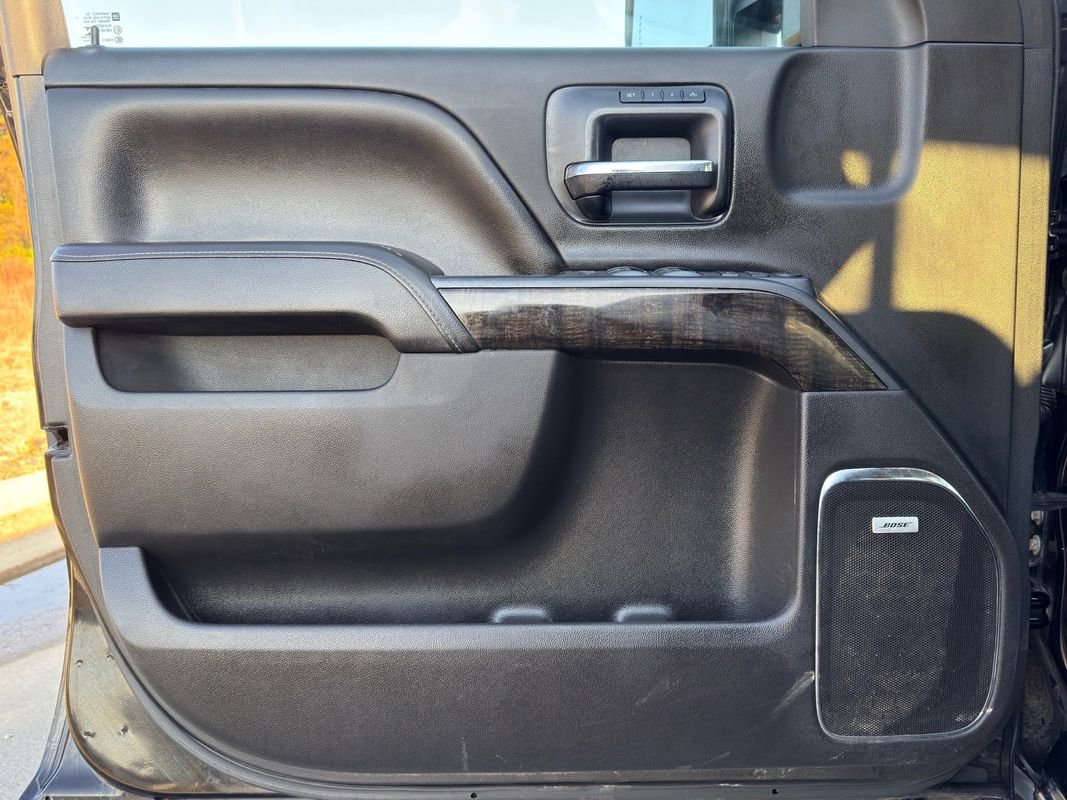 Used 2015 GMC Sierra 3500 Denali w/ Duramax Plus Package image 9