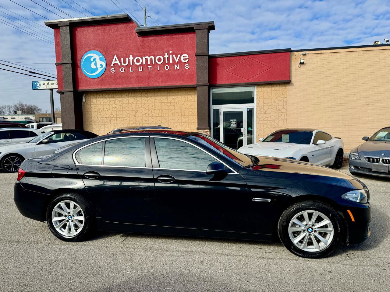 Used 2015 BMW 528i Sedan RWD image 6