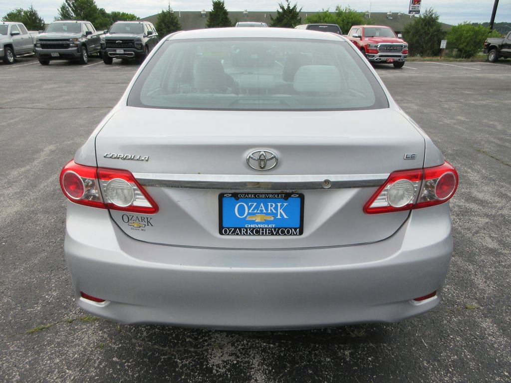 Used 2012 Toyota Corolla LE FWD image 4