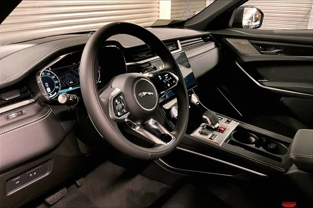New 2026 Jaguar F-PACE R-Dynamic S AWD/4WD image 7