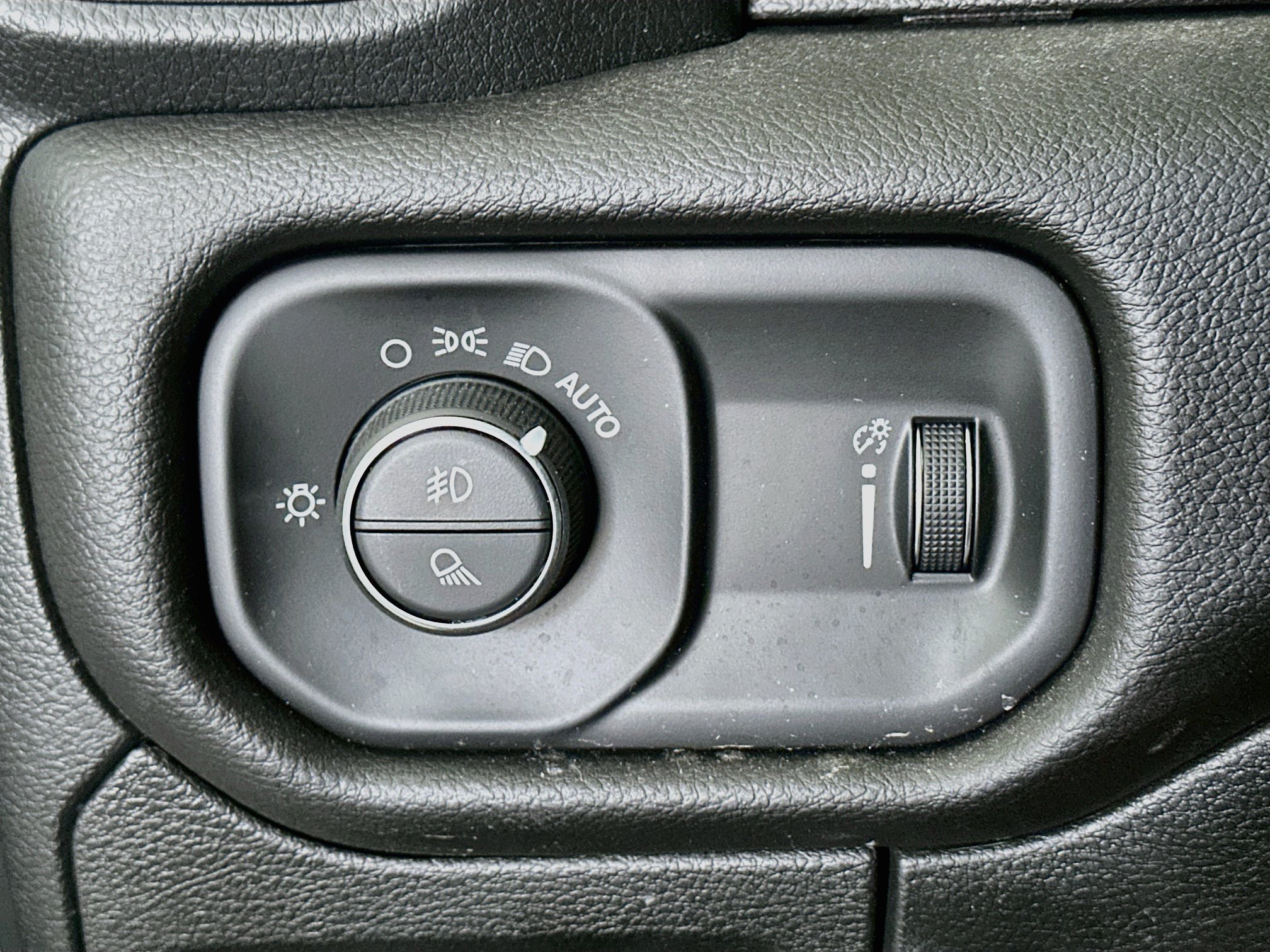 Used 2024 RAM 1500 Big Horn AWD/4WD image 16
