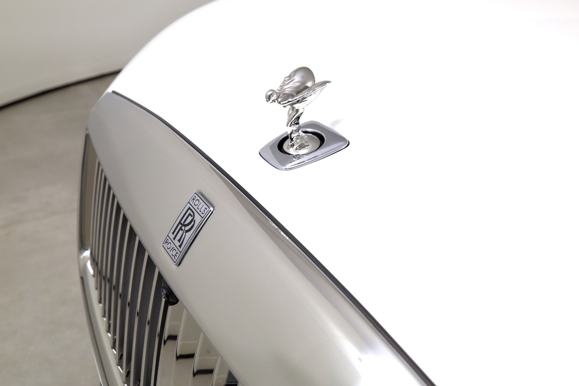 New 2025 Rolls-Royce Spectre w/ Spectre Enhancement Package image 38