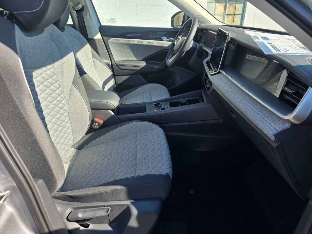 New 2025 Volkswagen Tiguan S image 30