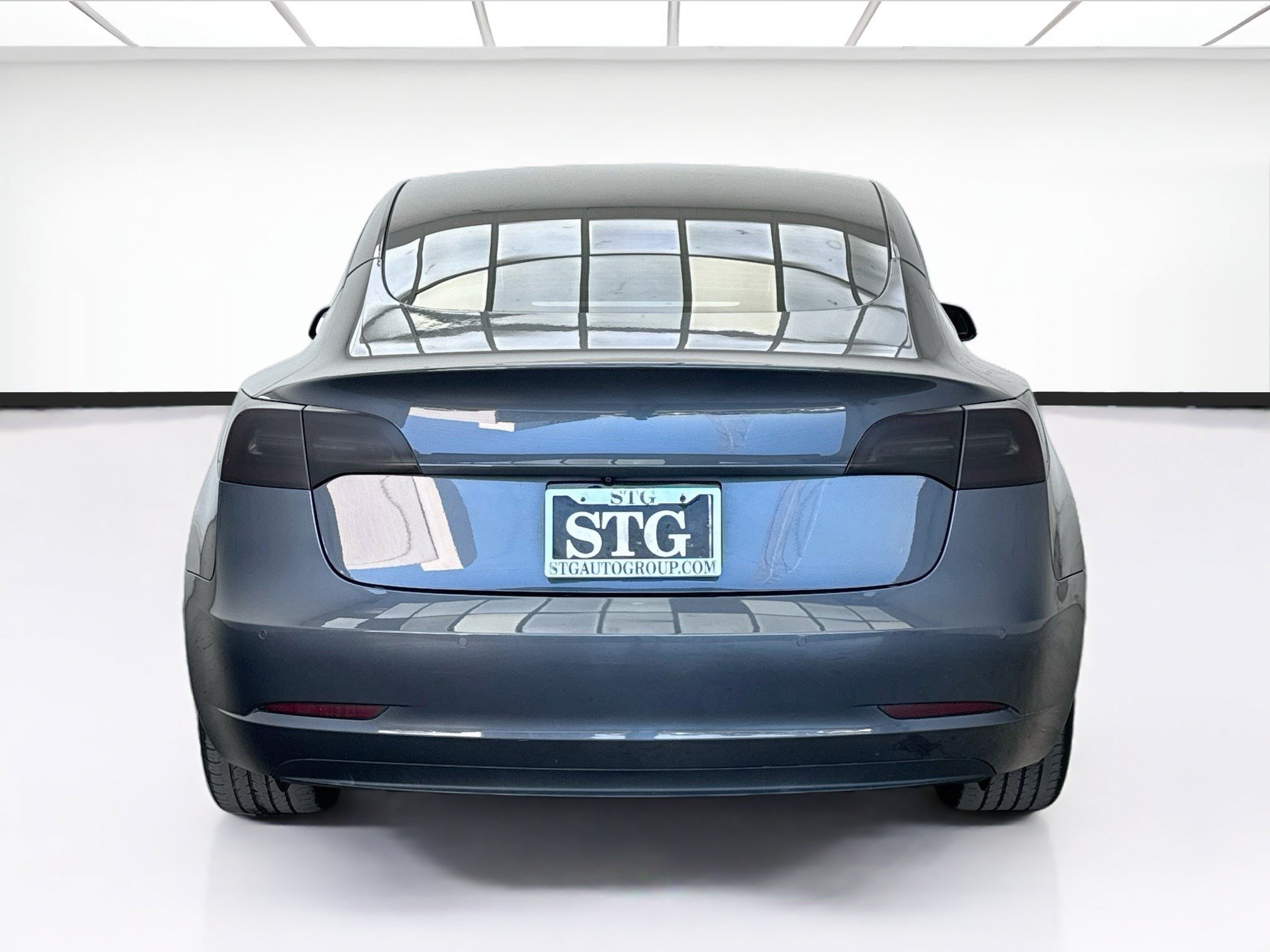 Used 2022 Tesla Model 3 Long Range AWD/4WD image 5