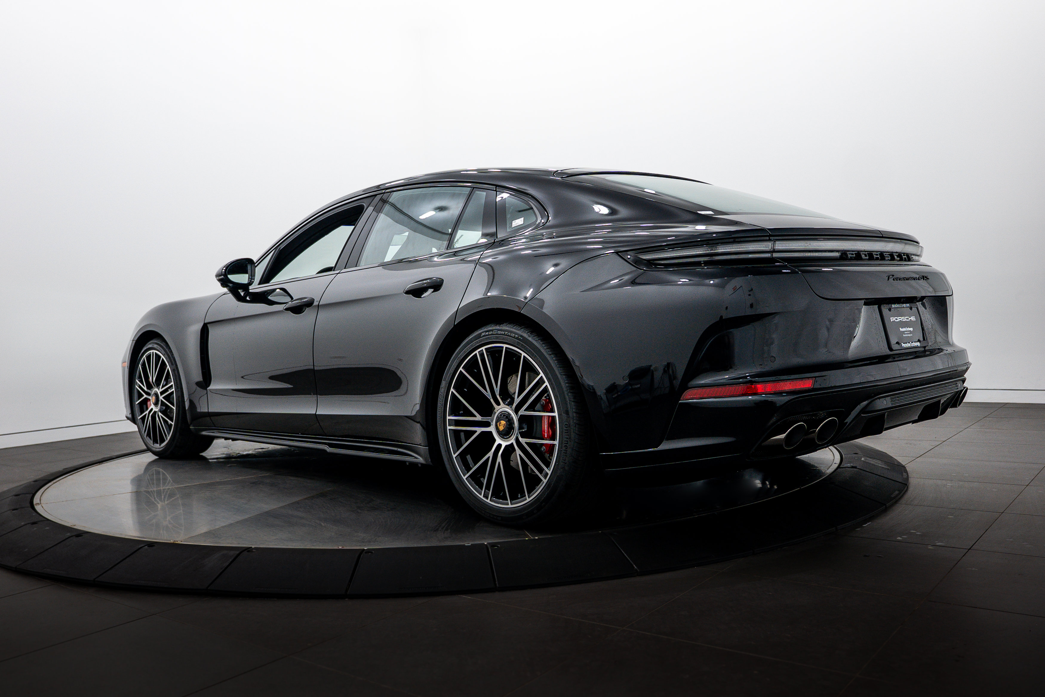 New 2026 Porsche Panamera GTS AWD/4WD image 3