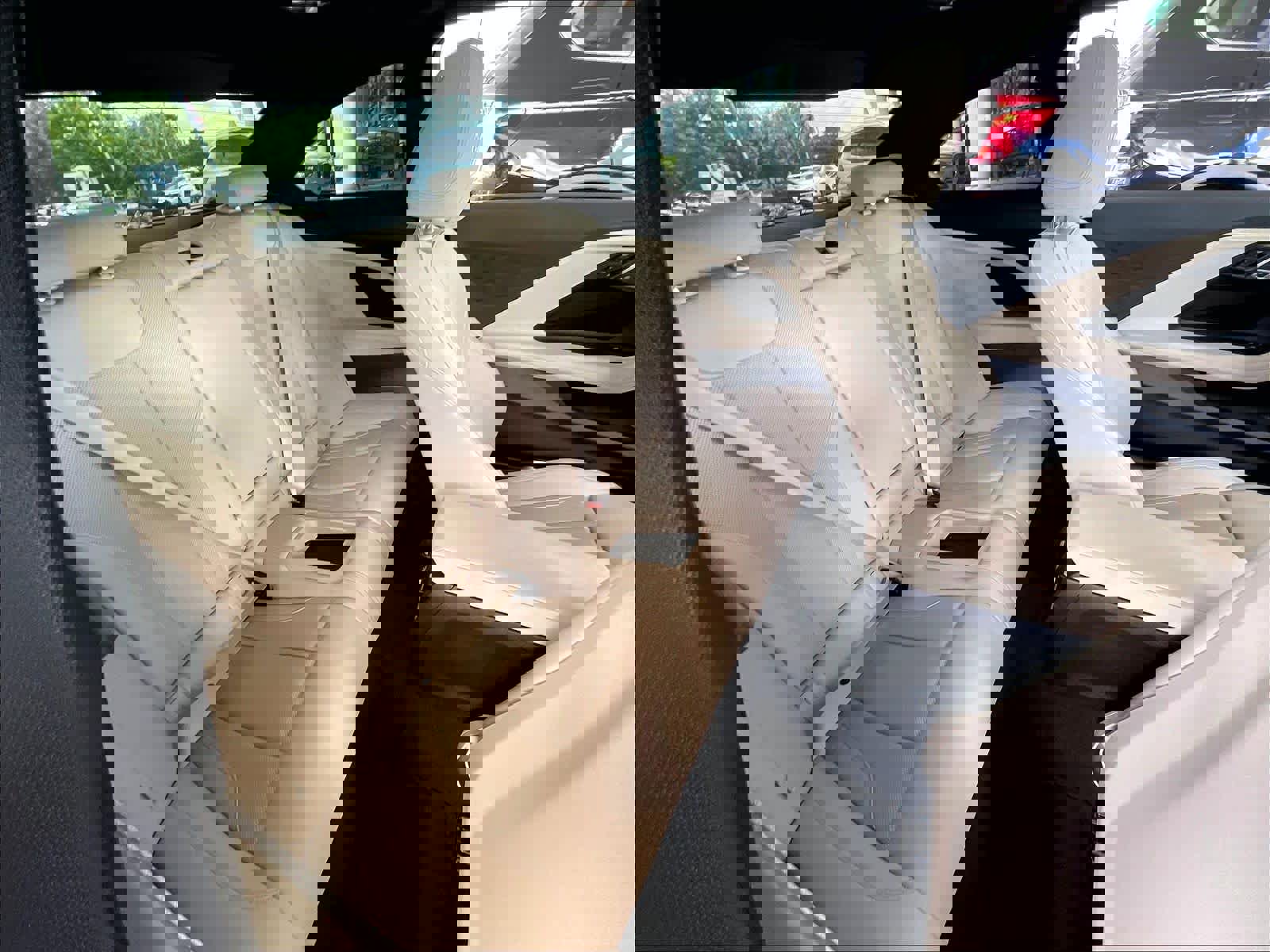 Used 2023 BMW 230i Coupe w/ Convenience Package RWD image 28