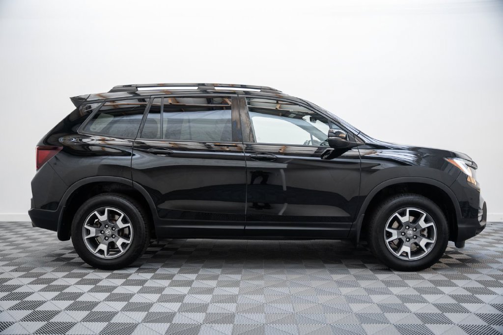 Used 2022 Honda Passport TrailSport image 4