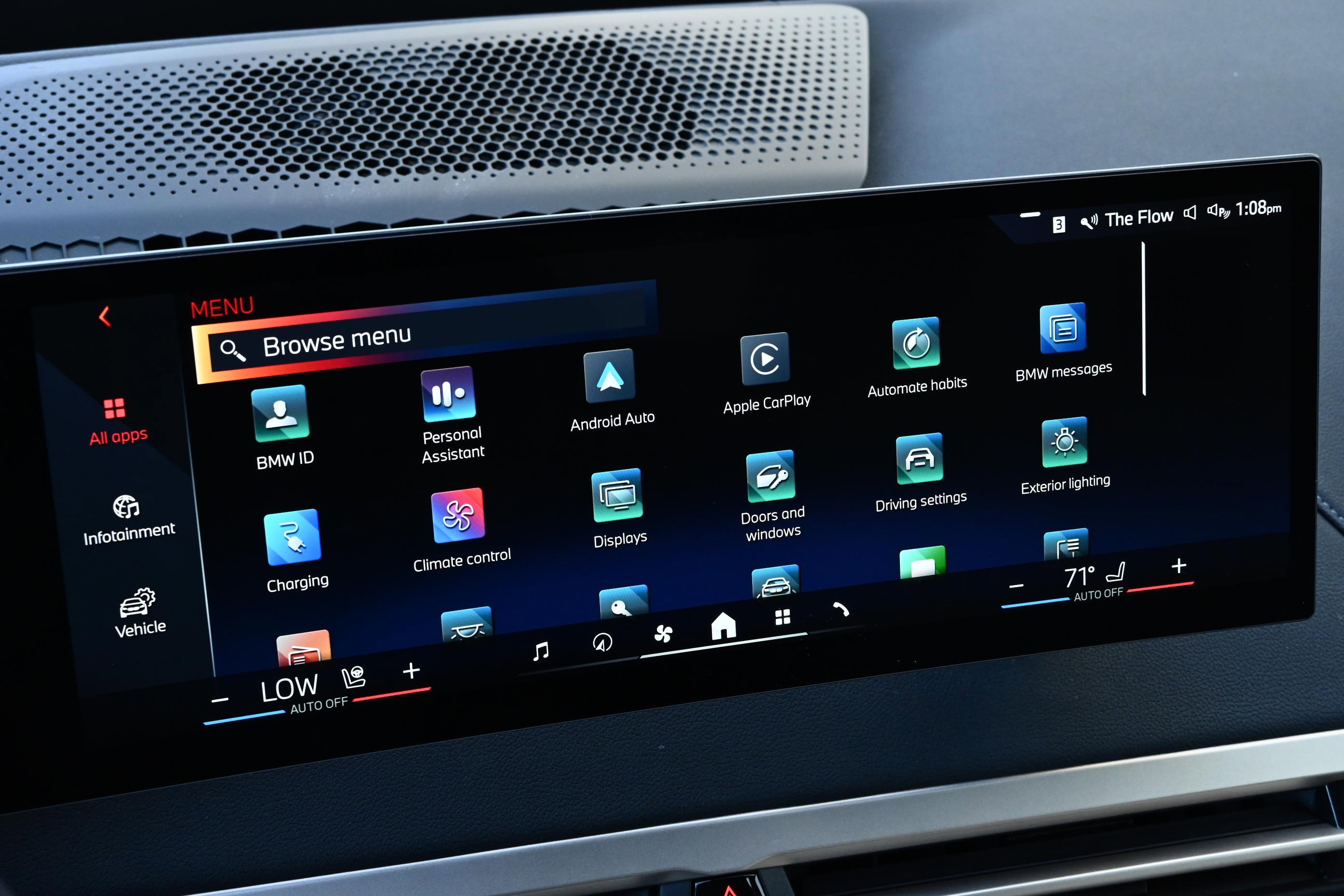 Certified 2024 BMW iX xDrive50 w/ Premium Package image 32