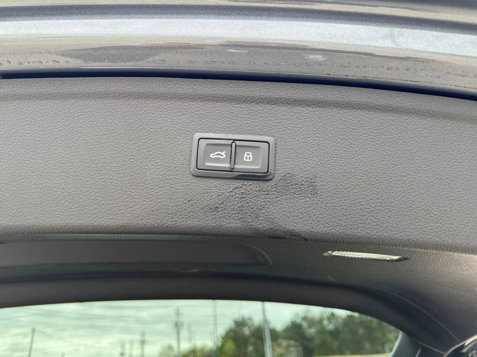 Used 2018 Audi Q5 Prestige w/ Prestige Package image 30