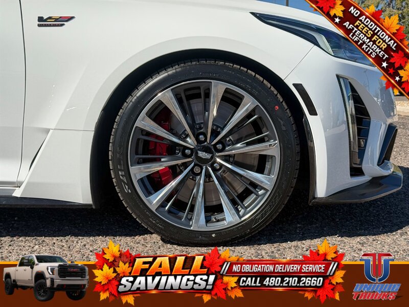 Used 2022 Cadillac CT5 V Blackwing w/ Carbon Fiber Package 1 RWD image 6