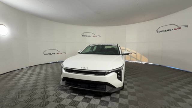 New 2026 Kia K4 FWD image 3