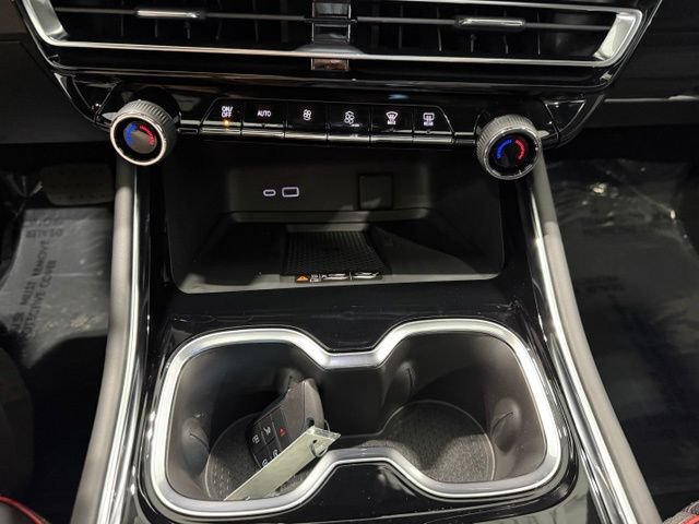 New 2027 Chevrolet Traverse RS AWD/4WD image 18